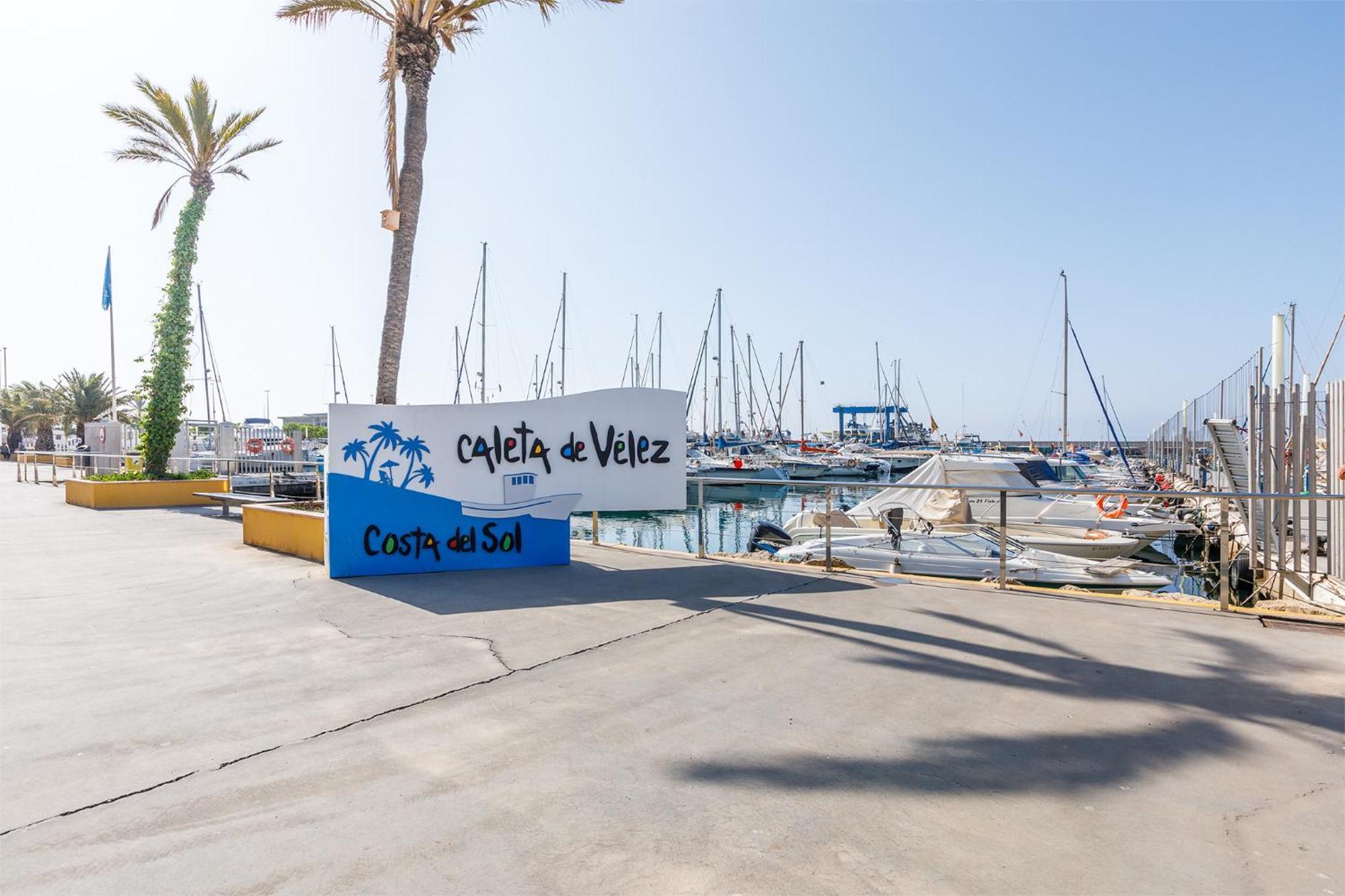A&N Seaport Caleta Apartman Caleta De Velez Kültér fotó